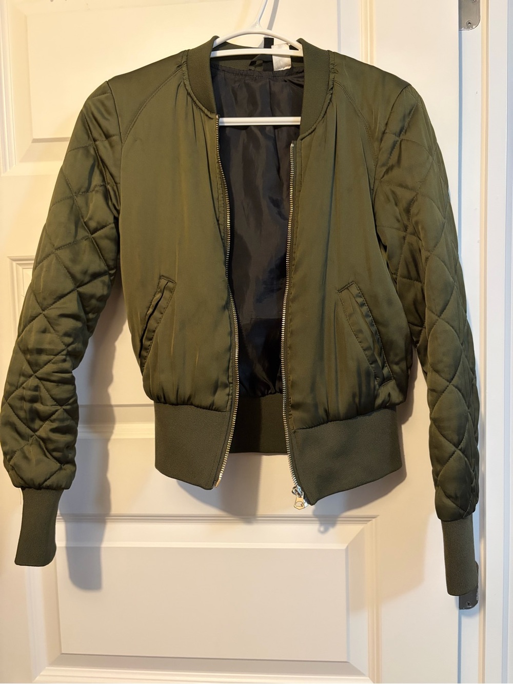 H&M green bomber